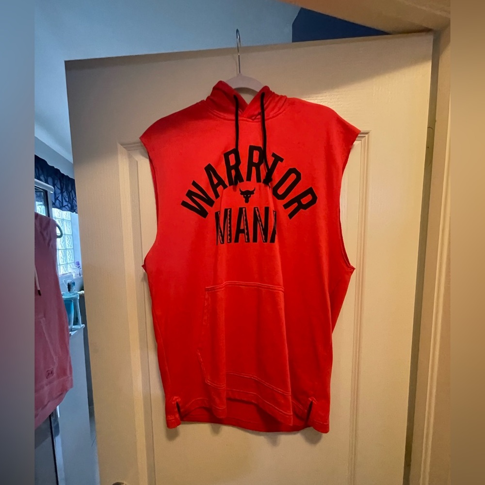 11 mens Under armour and Nike short sleeve and cutoff hoodies